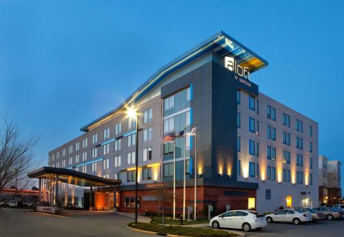 Aloft Chesapeake - main image