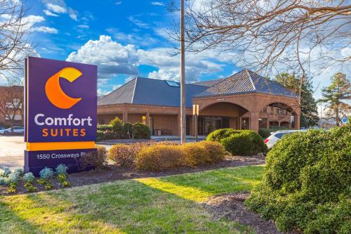 Comfort Suites Chesapeake - Norfolk - image 3