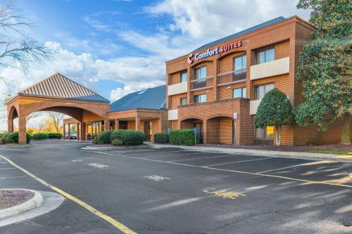 Comfort Suites Chesapeake - Norfolk - image 4