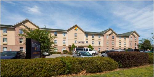 InTown Suites Extended Stay Chesapeake VA - Battlefield Blvd - image 4