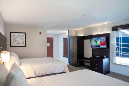 Holiday Inn Express Hotel & Suites Chester an IHG Hotel - image 9