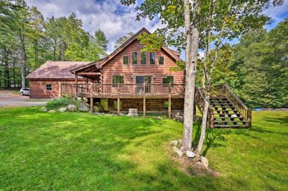 Private Chester Home with Deck Mins to Skiing!