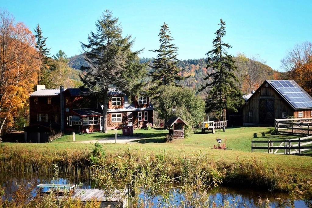 Chester Farmhouse on 100 Acres 15 Min to Okemo! - main image