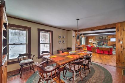 Chester Farmhouse on 100 Acres 15 Min to Okemo! - image 10