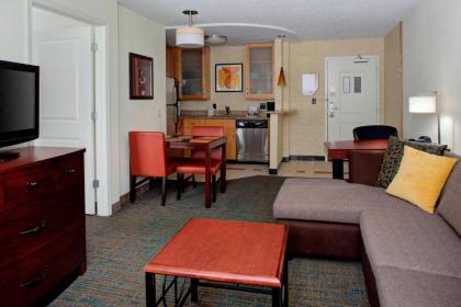 Residence Inn by Marriott Richmond Chester - image 10