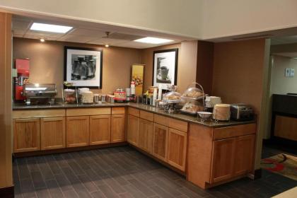 Hampton Inn Chester - image 13