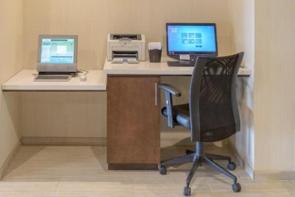 SpringHill Suites St. Louis Chesterfield - image 11