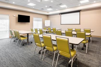 Holiday Inn Express & Suites St. Louis - Chesterfield an IHG Hotel - image 2