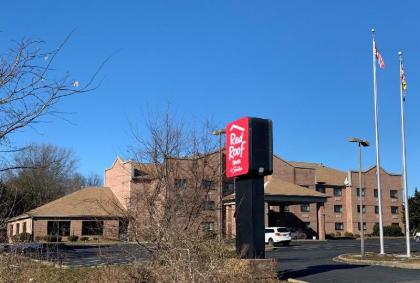 Red Roof Inn  Suites Chestertown Chestertown