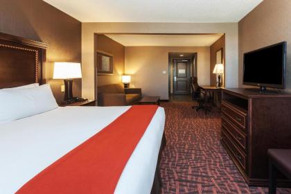 Holiday Inn Express Hotel & Suites Cheyenne an IHG Hotel - image 19