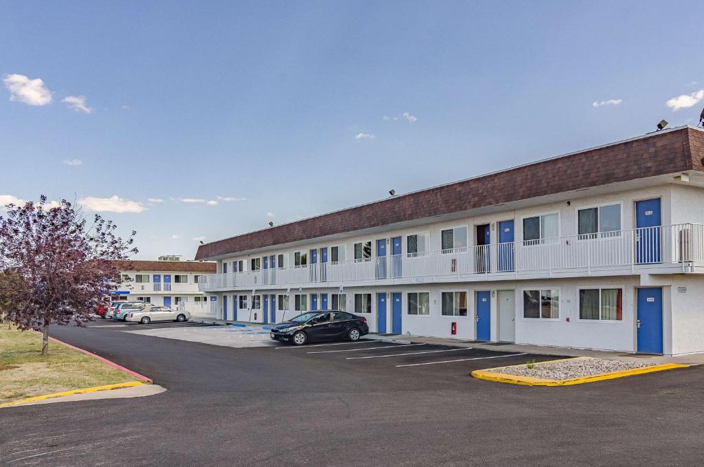 Motel 6 Cheyenne - image 4