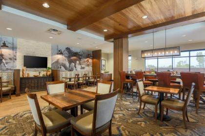 Fairfield Inn & Suites by Marriott Cheyenne Southwest/Downtown Area - image 9