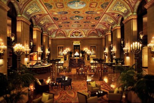 The Palmer House Hilton - main image