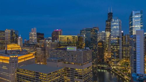 Chicago Mart Plaza River North - main image