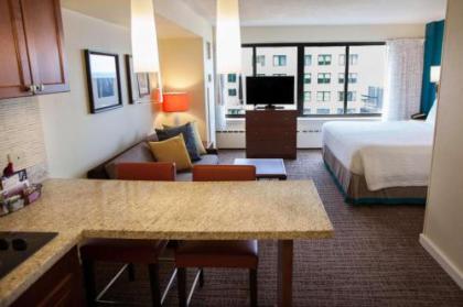 Sonesta ES Suites Chicago Downtown Magnificent Mile - image 6