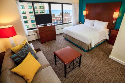 Sonesta ES Suites Chicago Downtown Magnificent Mile - image 7