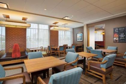 Hyatt Place Chicago Midway Airport - image 3