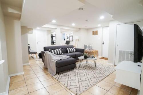 Trendy 1BR Basement with Laundry & Covered Parking - main image