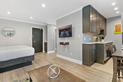 Modern Style City Centre Studio Apartment Lakeview - image 10