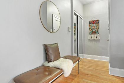 Homey 2BR Unit in Boystown Steps from Everything - image 11