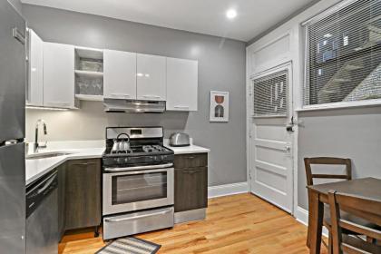 Homey 2BR Unit in Boystown Steps from Everything - image 13