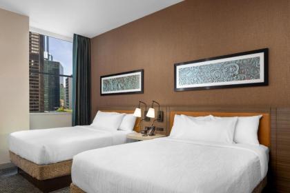 Hilton Garden Inn- Chicago Central Loop - image 10