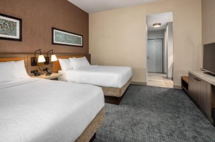 Hilton Garden Inn- Chicago Central Loop - image 8