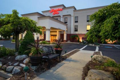 Hampton Inn Chicopee - Springfield - image 7