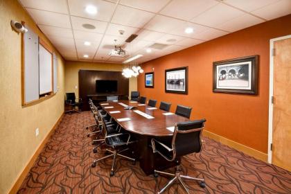 Hampton Inn Chicopee - Springfield - image 8