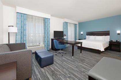 Hampton Inn & Suites Childress - image 10