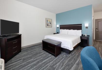 Hampton Inn & Suites Childress - image 12