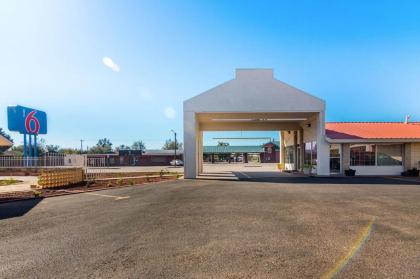 Motel 6-Childress TX - image 2