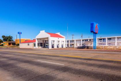 Motel 6-Childress TX - image 3