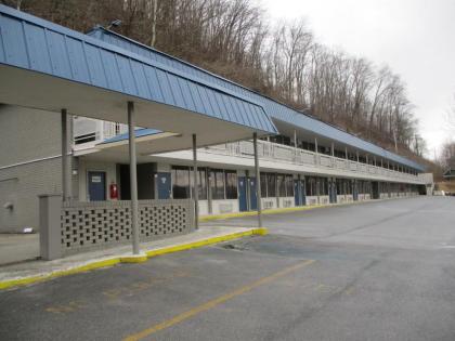 Motel 6-Chilhowie VA - image 11