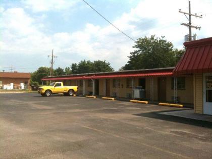 Economy Inn Chillicothe - image 6