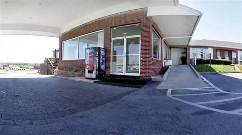 Days Inn Chillicothe - image 7