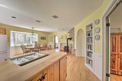 Chilmark House with Sunroom on Marthas Vineyard - image 15