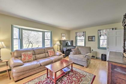 Chilmark House with Sunroom on Marthas Vineyard - image 3