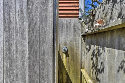 Chilmark House with Sunroom on Marthas Vineyard - image 8