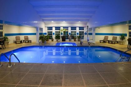 Comfort Suites Chincoteague Island Bayfront Resort - image 15