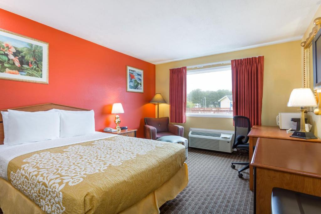 Days Inn by Wyndham Chincoteague Island - image 4