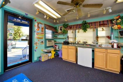 Americas Best Value Inn Chincoteague - image 15