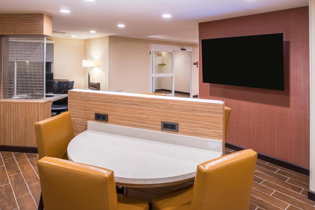 TownePlace Suites by Marriott Ontario Chino Hills - image 7