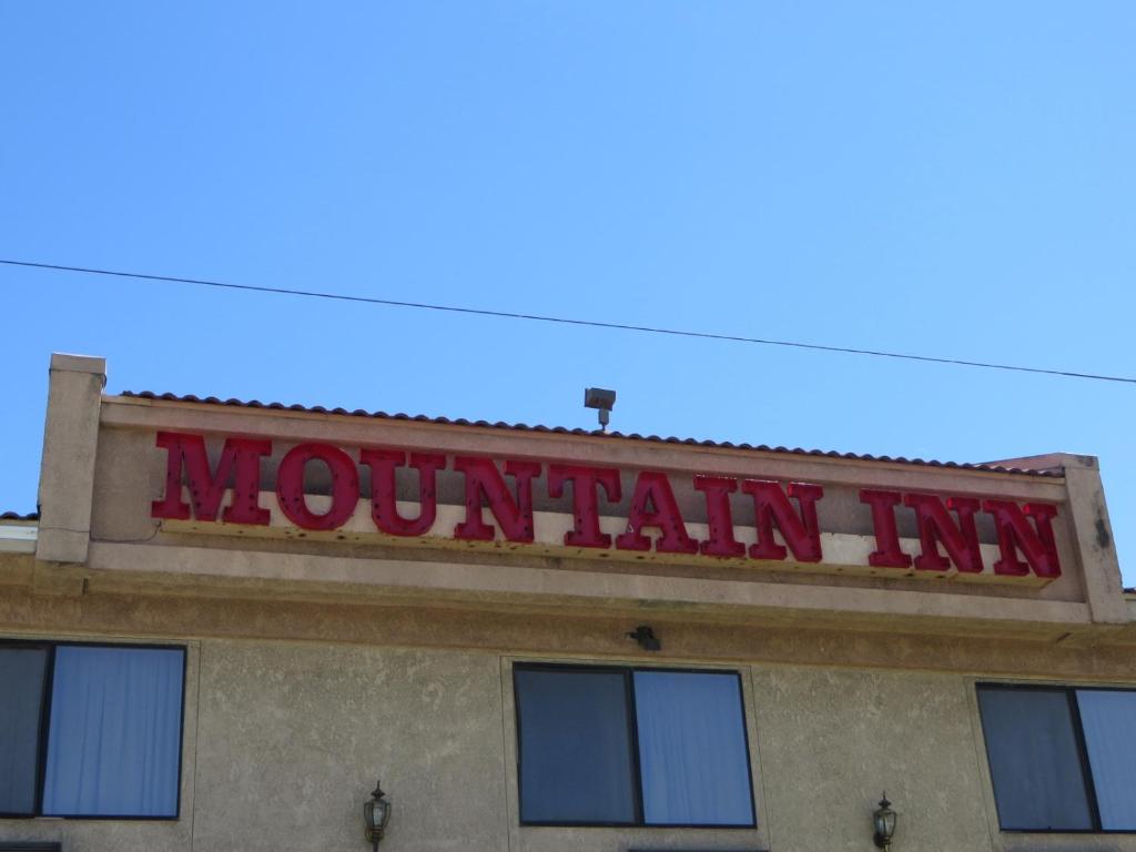 Mountain Inn - image 5