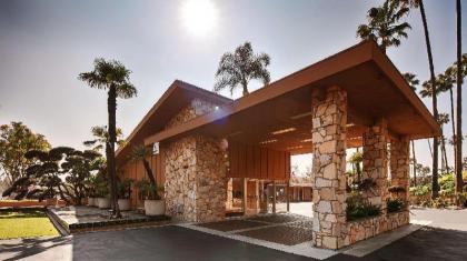 Best Western Pine Tree Motel - image 9