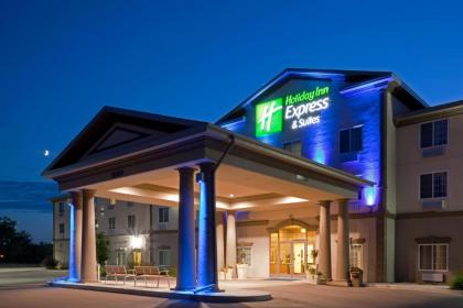 Holiday Inn Express Hotel & Suites Eau Claire North an IHG Hotel - image 16