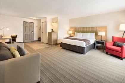 Country Inn & Suites by Radisson Chippewa Falls WI - image 4