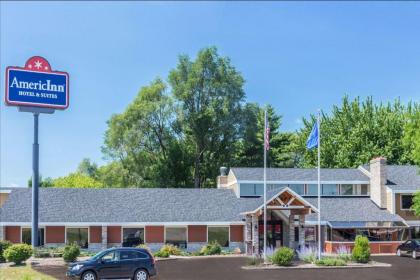 AmericInn by Wyndham Chippewa Falls - image 9