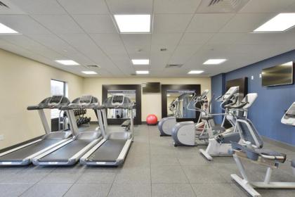 Hampton Inn & Suites Chippewa Falls - image 7