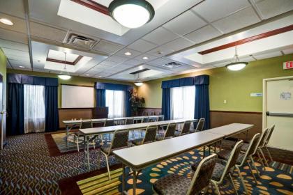 Holiday Inn Express Hotel & Suites Christiansburg an IHG Hotel - image 5